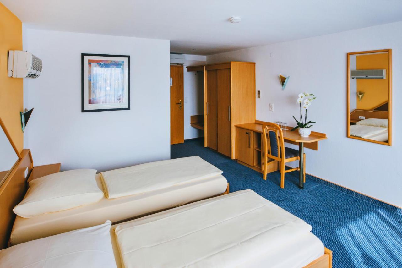 Hotel Central 莱茵河畔威尔 外观 照片